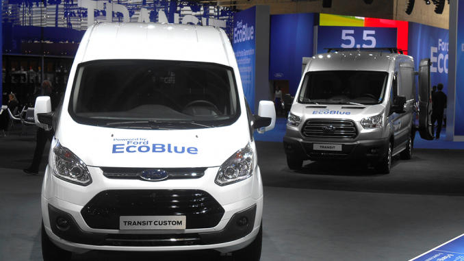 iaa_ford-transit-custom-in-transit