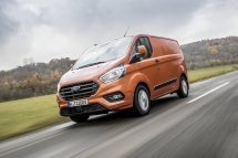 2017Ford Transit_Custom