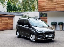 2017FordTourneoCourier_01 (Small)