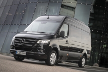 25 Jahre Innovation: der Mercedes-Benz Sprinter feiert Geburtstag25 years of Innovation: the Mercedes-Benz Sprinter celebrates its birthday