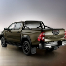 500_hilux3-4back